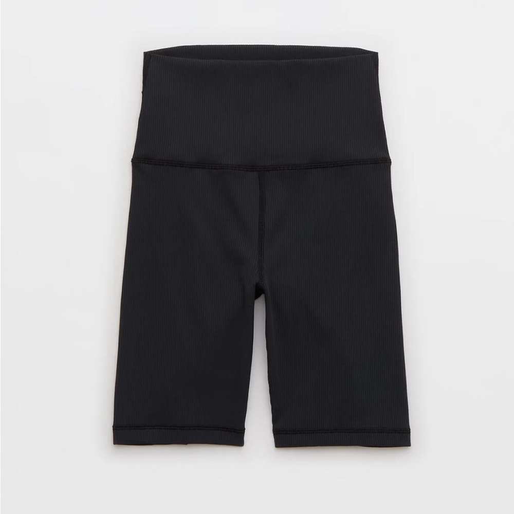 OFFLINE By Aerie Ribbed 7" Bike Short size small NWOT. High waisted